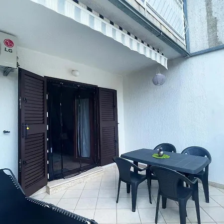 One Apartment *